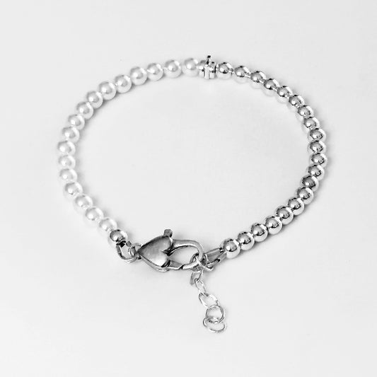 Pearl and Sterling Silver bracelet with heart clasp